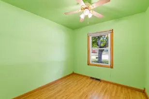 709 Memorial Dr, Kewaskum, WI 53040 - Photo 17