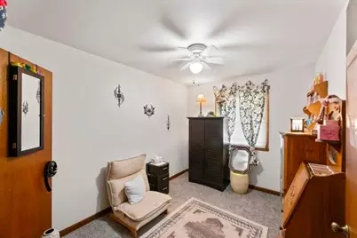 1558  White Rock Ave #1560, Waukesha, WI 53186 - Photo 17
