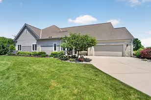 W162N5533 Westwind Dr, Menomonee Falls, WI 53051 - Photo 31