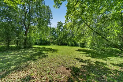 4435  Glenway St, Wauwatosa, WI 53225 - Photo 11