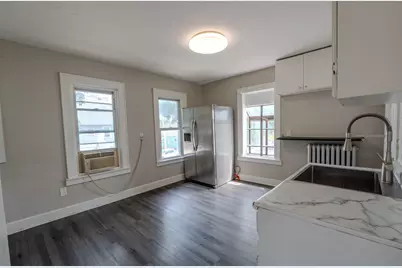 3107 S 12th St, Milwaukee, WI 53215 - Photo 13