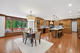 2005 Derrin Ln, Brookfield, WI 53045 - Photo 23
