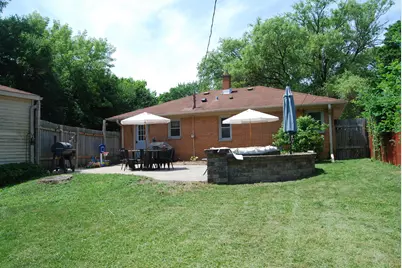 4456  N 107th St, Wauwatosa, WI 53225 - Photo 11