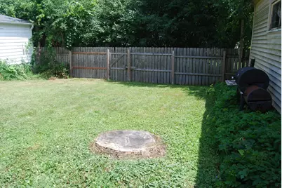 4456  N 107th St, Wauwatosa, WI 53225 - Photo 21