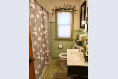2405  Erie St, Racine, WI 53402 - Photo 21