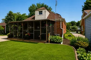2405 Erie St, Racine, WI 53402 - Photo 33