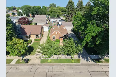 2405  Erie St, Racine, WI 53402 - Photo 3