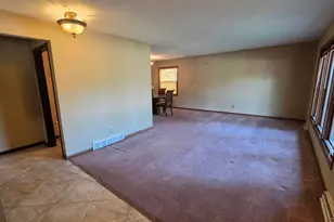 3415 W Cold Spring Rd, Greenfield, WI 53221 - Photo 3