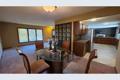 3415 W Cold Spring Rd, Greenfield, WI 53221 - Photo 5
