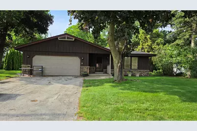 3415 W Cold Spring Rd, Greenfield, WI 53221 - Photo 1