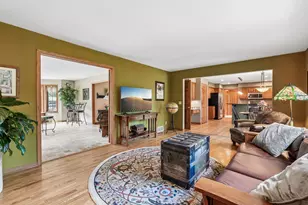 N106W7072 Dayton St, Cedarburg, WI 53012 - Photo 3