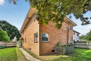 8624 W Hampton Ave, Milwaukee, WI 53225 - Photo 21