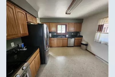 19004  58th Rd, Racine, WI 53182 - Photo 5