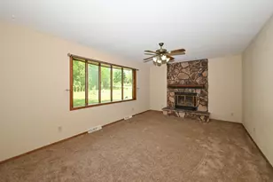 14325 W Lincoln Ave, New Berlin, WI 53151 - Photo 19
