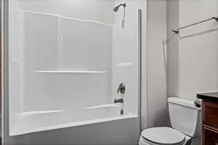 1312 Sunset Ct, La Crosse, WI 54601 - Photo 25