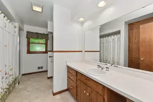 1075 S Silverbrook Dr, West Bend, WI 53095 - Photo 17