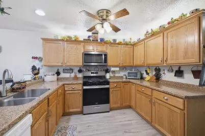 183  Pine Ridge Ct, Mishicot, WI 54228 - Photo 19
