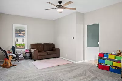 319 E Lake St, Lake Mills, WI 53551 - Photo 31