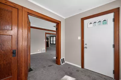 4552 N 38th St, Milwaukee, WI 53209 - Photo 7