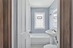 4552 N 38th St, Milwaukee, WI 53209 - Photo 29