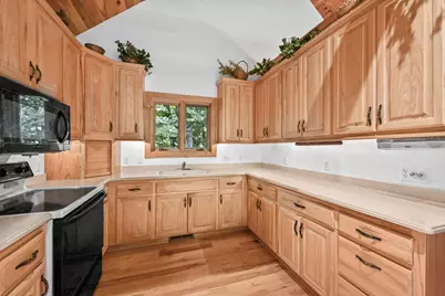 2262  Scenic Rd, Richfield, WI 53076 - Photo 9