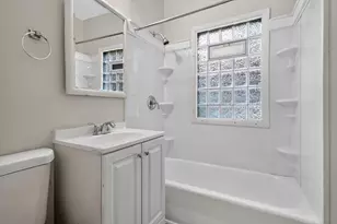 2469 N 46th St, Milwaukee, WI 53210 - Photo 27