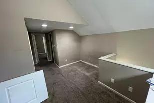 2469 N 46th St, Milwaukee, WI 53210 - Photo 15