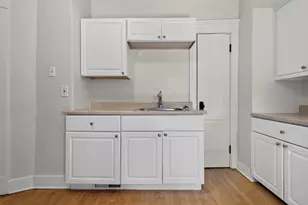 2469 N 46th St, Milwaukee, WI 53210 - Photo 15