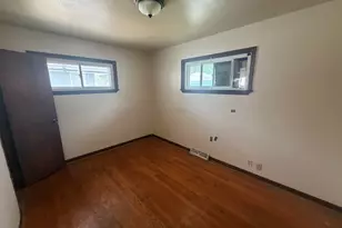 6204 W Thurston Ave, Milwaukee, WI 53218 - Photo 9