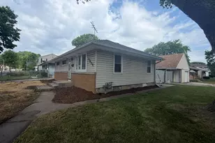6204 W Thurston Ave, Milwaukee, WI 53218 - Photo 1
