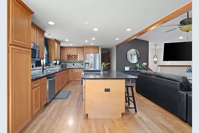 22807  126th St, Salem Lakes, WI 53104 - Photo 9