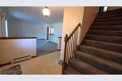 W174N7507  Joanne Dr, Menomonee Falls, WI 53051 - Photo 11