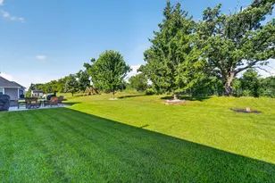 801 Brockway Dr, Mukwonago, WI 53149 - Photo 21