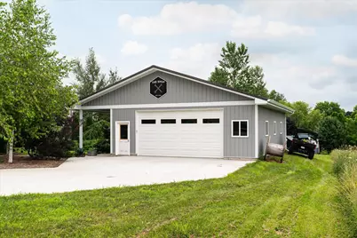 706  Derek Ln, Viroqua, WI 54665 - Photo 31