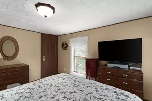 617 N Main St, Mayville, WI 53050 - Photo 33