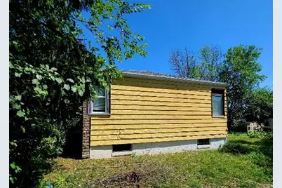 4470 N 37th St, Milwaukee, WI 53209 - Photo 3