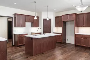 1129 16th Fairway Dr, Viroqua, WI 54665 - Photo 11