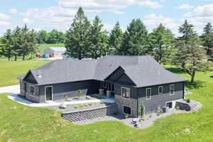 1129 16th Fairway Dr, Viroqua, WI 54665 - Photo 1
