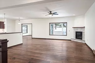 1129 16th Fairway Dr, Viroqua, WI 54665 - Photo 5