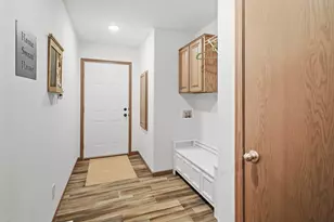 1284 E Bluff Rd, Whitewater, WI 53190 - Photo 17