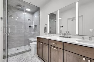 106 W Seeboth St, Milwaukee, WI 53204 - Photo 21