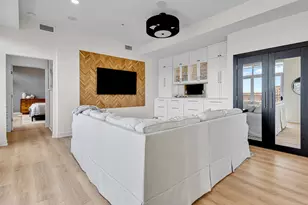 106 W Seeboth St, Milwaukee, WI 53204 - Photo 27