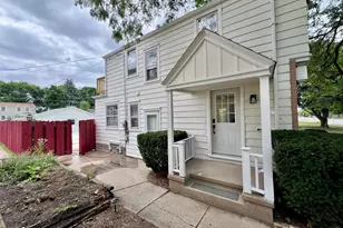 2423 S 60th St, West Allis, WI 53219 - Photo 37