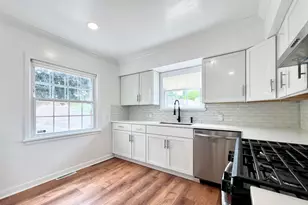 2423 S 60th St, West Allis, WI 53219 - Photo 3