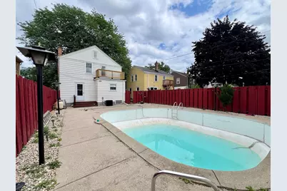 2423 S 60th St, West Allis, WI 53219 - Photo 39