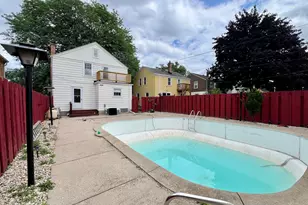 2423 S 60th St, West Allis, WI 53219 - Photo 39