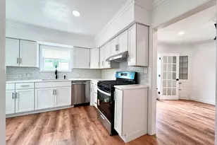 2423 S 60th St, West Allis, WI 53219 - Photo 5