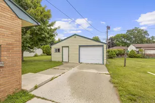 2903 Wedemeyer St, Sheboygan, WI 53081 - Photo 17
