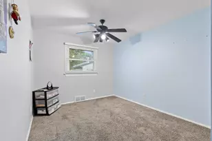 2903 Wedemeyer St, Sheboygan, WI 53081 - Photo 13