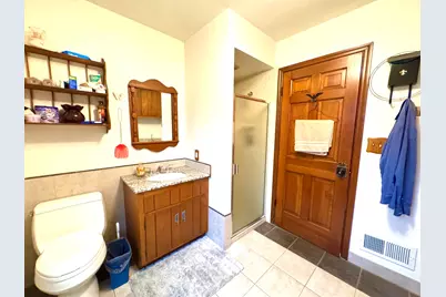 4215  Pennington Ln, Racine, WI 53403 - Photo 15